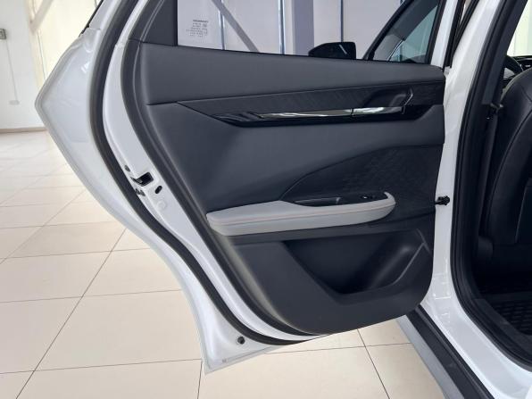 Changan UNI-V I с пробегом 2023 года, цена 2 130 000 рублей, 40544 км, лифтбек, Автокод Объявления