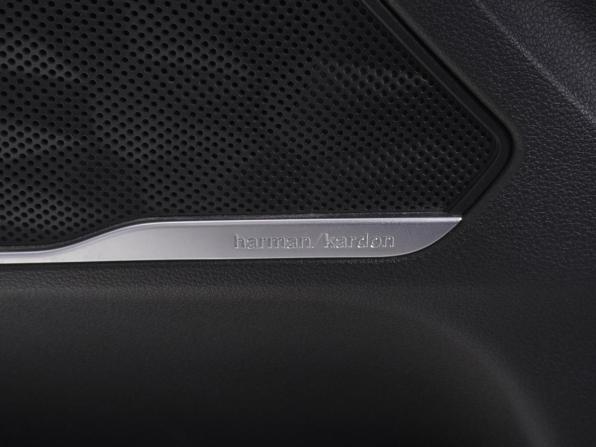 Hyundai Santa Fe IV Рестайлинг с пробегом 2022 года, цена 3 899 000 рублей, 86987 км, внедорожник, Автокод Объявления