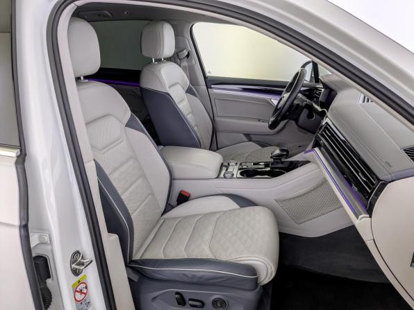 Volkswagen Touareg III с пробегом 2018 года, цена 4 060 000 рублей, 156408 км, внедорожник, Автокод Объявления