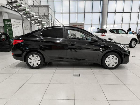 Hyundai Solaris I с пробегом 2014 года, цена 834 000 рублей, 134410 км, седан, Автокод Объявления