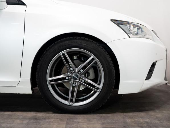 Lexus CT I Рестайлинг с пробегом 2014 года, цена 1 535 000 рублей, 210600 км, хэтчбек, Автокод Объявления