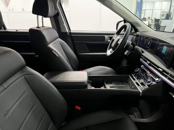 Hyundai Santa Fe V (MX5) с пробегом 2024 года, цена 5 999 000 рублей, 10800 км, внедорожник, Автокод Объявления
