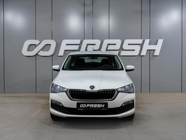 Skoda Rapid II с пробегом 2021 года, цена 1 689 000 рублей, 111338 км, лифтбек, Автокод Объявления