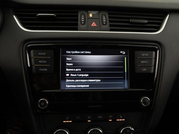 Skoda Octavia III (A7) Рестайлинг с пробегом 2019 года, цена 1 498 077 рублей, 149254 км, лифтбек, Автокод Объявления