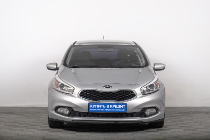 Kia Ceed II с пробегом 2013 года, цена 949 000 рублей, 245000 км, хэтчбек, Автокод Объявления