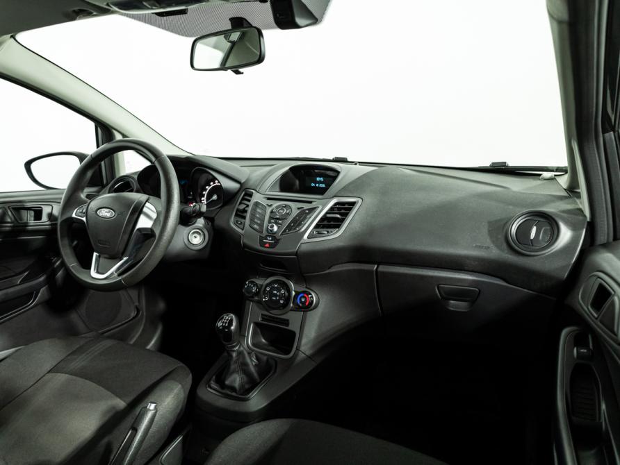 Ford Fiesta Mk6 Рестайлинг Санкт-Петербург  - изображение 9
