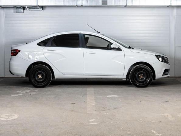 Lada (ВАЗ) Vesta I с пробегом 2021 года, цена 1 029 000 рублей, 103034 км, седан, Автокод Объявления