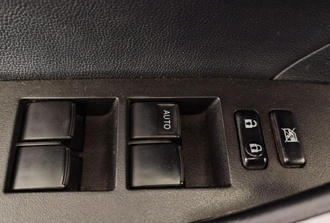 Toyota Corolla XI (E160 E170 E180) с пробегом 2013 года, цена 1 150 000 рублей, 251732 км, седан, Автокод Объявления