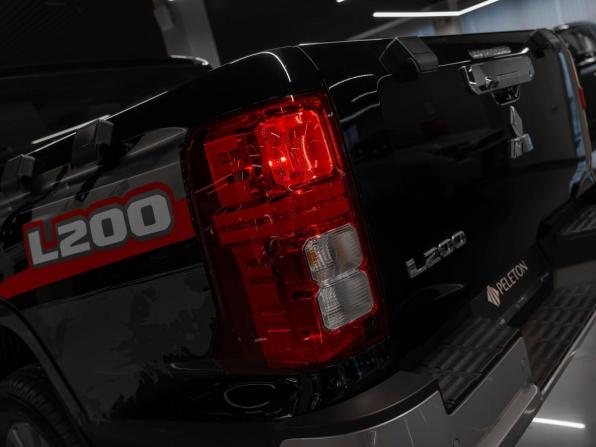 Mitsubishi L200 VI с пробегом 2025 года, цена 4 850 000 рублей, 42 км, пикап, Автокод Объявления