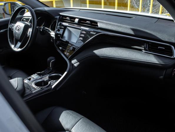Toyota Camry VIII (XV70) с пробегом 2019 года, цена 2 710 000 рублей, 115000 км, седан, Автокод Объявления