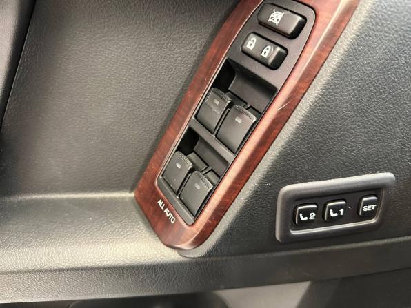 Toyota Land Cruiser Prado 150 Series Рестайлинг 1 с пробегом 2016 года, цена 5 199 000 рублей, 85027 км, внедорожник, Автокод Объявления