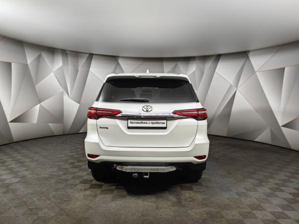 Toyota Fortuner II Рестайлинг с пробегом 2021 года, цена 4 930 000 рублей, 68015 км, внедорожник, Автокод Объявления
