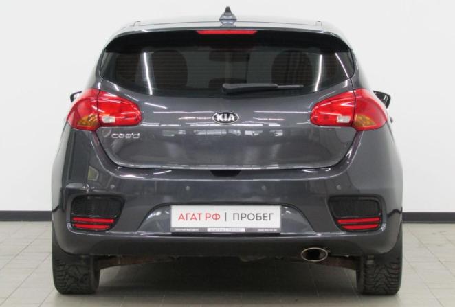 Kia Ceed II Рестайлинг с пробегом 2017 года, цена 1 099 000 рублей, 190252 км, хэтчбек, Автокод Объявления