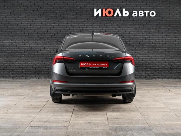 Skoda Rapid II с пробегом 2021 года, цена 1 460 000 рублей, 90590 км, лифтбек, Автокод Объявления