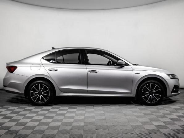 Skoda Octavia IV (A8) с пробегом 2021 года, цена 1 800 000 рублей, 195356 км, лифтбек, Автокод Объявления