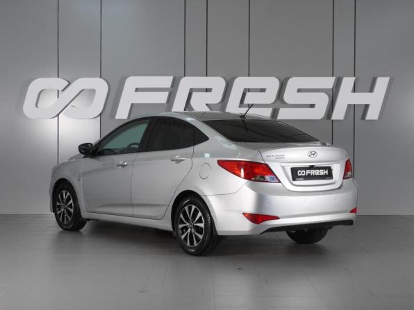 Hyundai Solaris I Рестайлинг с пробегом 2016 года, цена 1 045 000 рублей, 132117 км, седан, Автокод Объявления