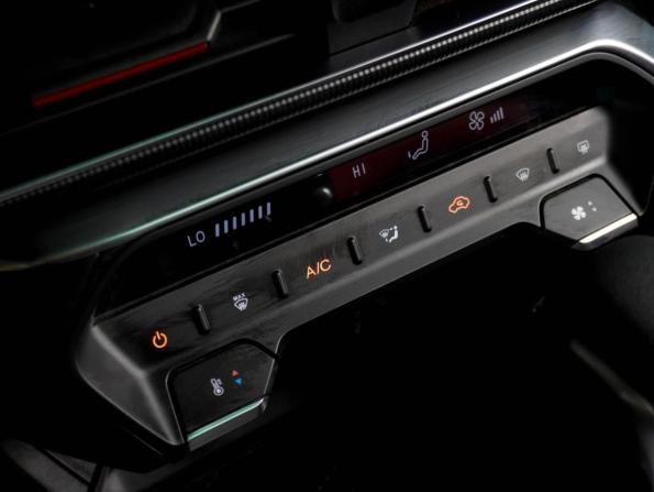 Kaiyi E5 с пробегом 2023 года, цена 1 379 000 рублей, 30118 км, седан, Автокод Объявления