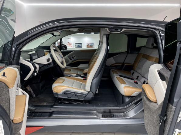 BMW i3 I (I01) с пробегом 2015 года, цена 1 599 990 рублей, 114916 км, хэтчбек, Автокод Объявления