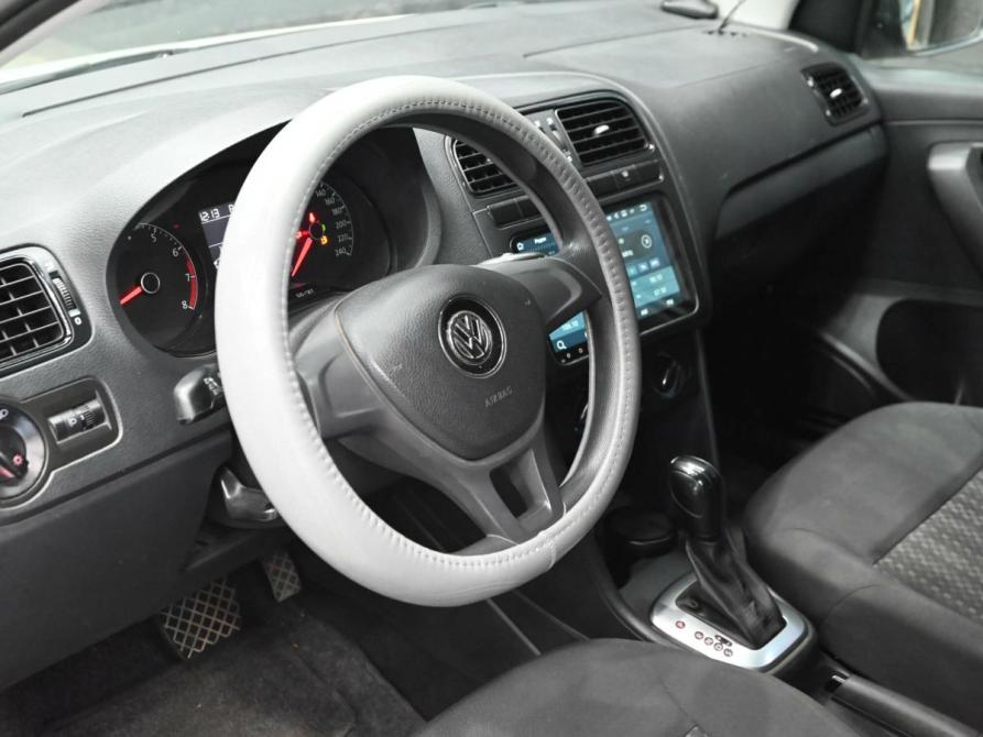 Volkswagen Polo V Рестайлинг Екатеринбург  - изображение 14