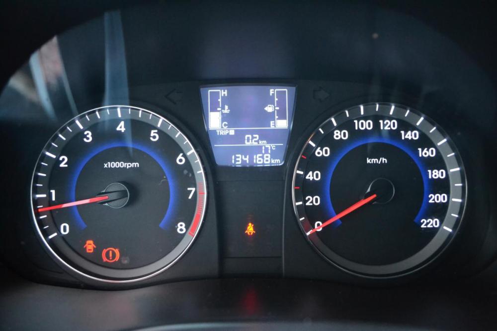 Hyundai Solaris I Рестайлинг Старый Оскол  - изображение 13