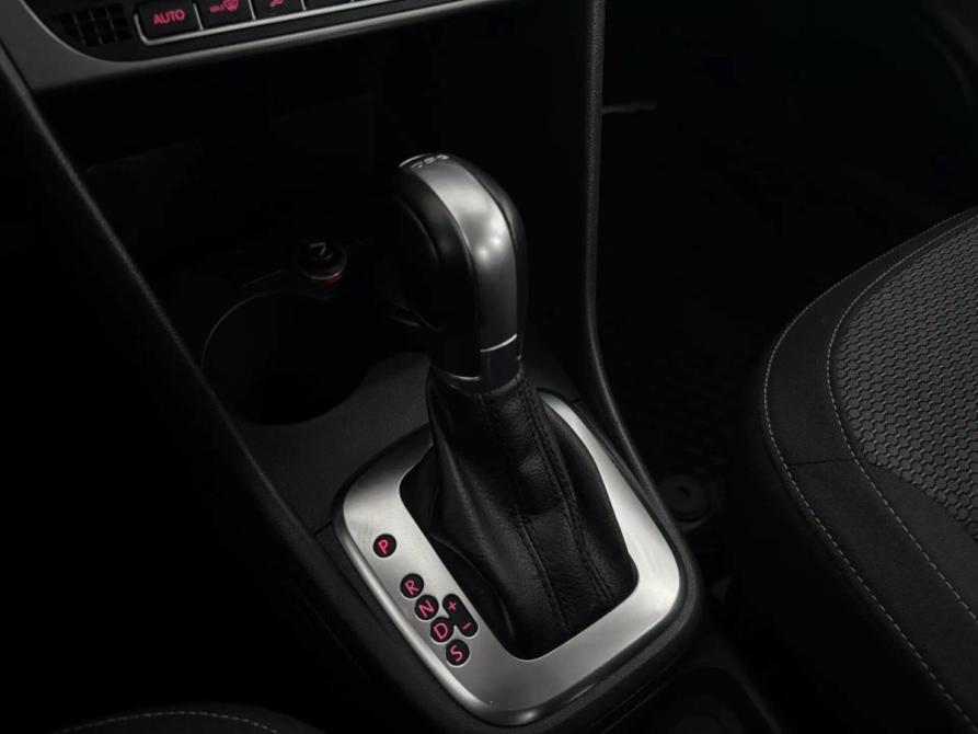 Volkswagen Polo V Рестайлинг Псков  - изображение 15