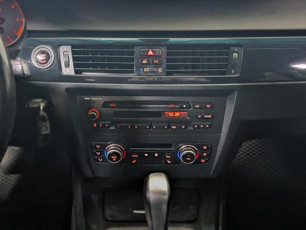 BMW 3 серии V (E90/E91/E92/E93) Рестайлинг с пробегом 2010 года, цена 1 199 900 рублей, 233000 км, седан, Автокод Объявления