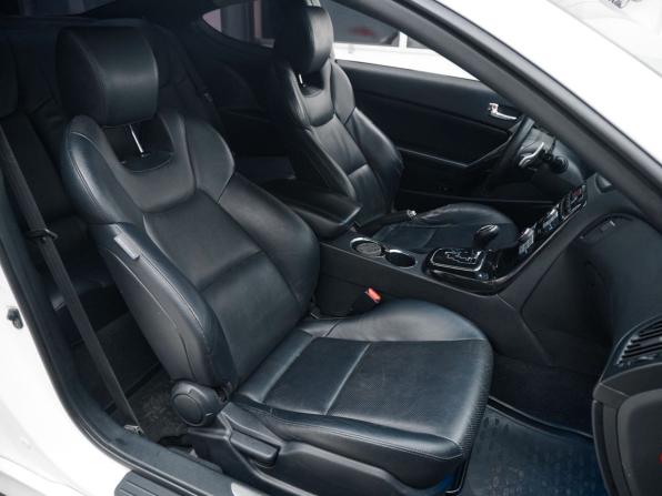Hyundai Genesis Coupe I с пробегом 2010 года, цена 1 199 000 рублей, 180029 км, купе, Автокод Объявления