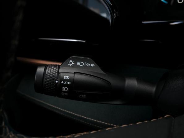 Geely Monjaro I с пробегом 2023 года, цена 3 049 000 рублей, 43562 км, внедорожник, Автокод Объявления