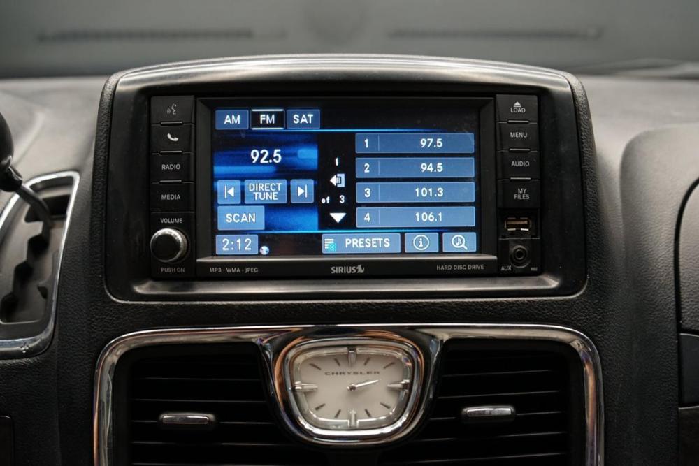 Chrysler Town &amp; Country V Рестайлинг Крым  - изображение 20