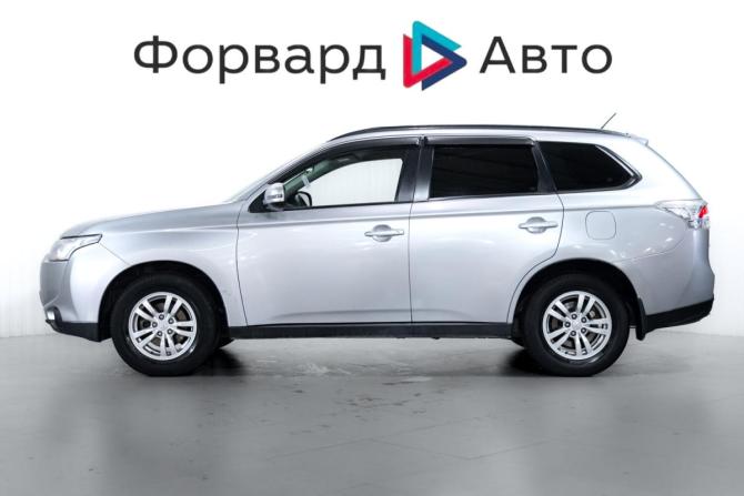 Mitsubishi Outlander III с пробегом 2012 года, цена 1 199 900 рублей, 252889 км, внедорожник, Автокод Объявления