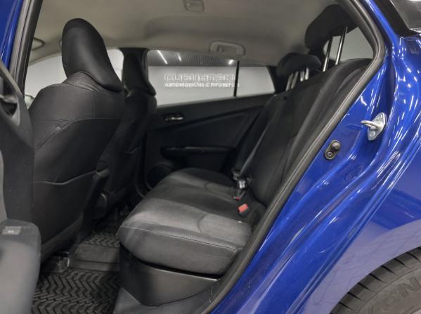 Toyota Prius IV (XW50) с пробегом 2018 года, цена 1 450 000 рублей, 239351 км, лифтбек, Автокод Объявления