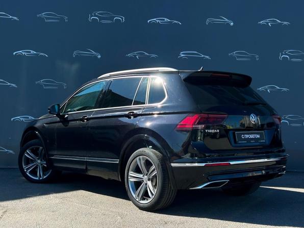 Volkswagen Tiguan II с пробегом 2020 года, цена 2 842 900 рублей, 131623 км, внедорожник, Автокод Объявления