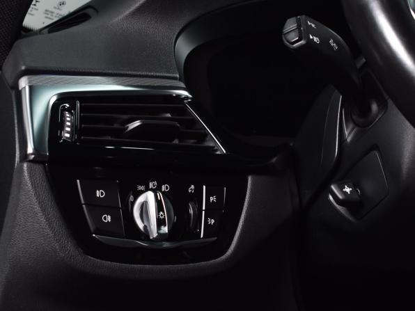 BMW 5 серии VII (G30/G31/G38) с пробегом 2018 года, цена 4 084 995 рублей, 104754 км, седан, Автокод Объявления