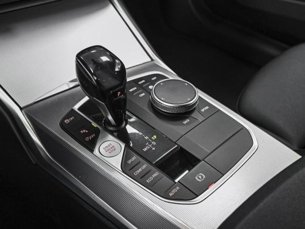 BMW 3 серии VII (G2x) с пробегом 2021 года, цена 3 020 000 рублей, 213966 км, седан, Автокод Объявления