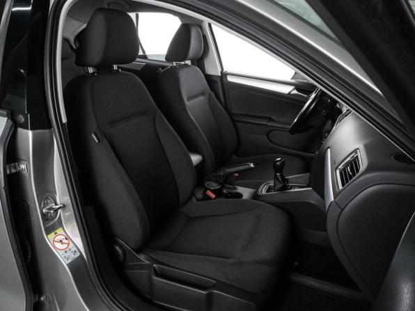 Volkswagen Jetta VI Рестайлинг с пробегом 2017 года, цена 1 287 000 рублей, 178238 км, седан, Автокод Объявления