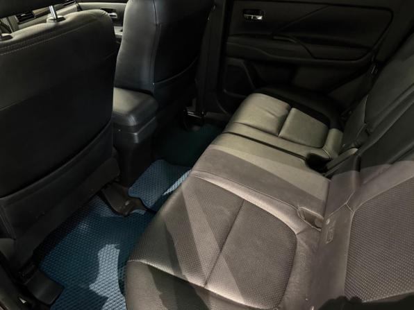Mitsubishi Outlander III Рестайлинг 3 с пробегом 2018 года, цена 1 970 000 рублей, 185001 км, внедорожник, Автокод Объявления