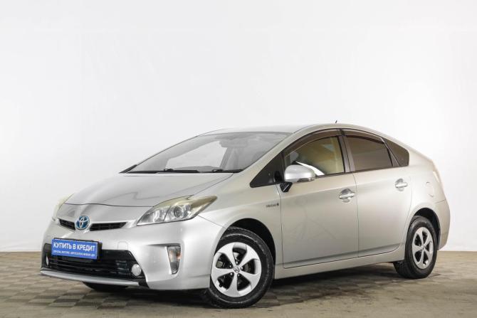 Toyota Prius III Рестайлинг (XW30) с пробегом 2013 года, цена 1 279 000 рублей, 300000 км, лифтбек, Автокод Объявления
