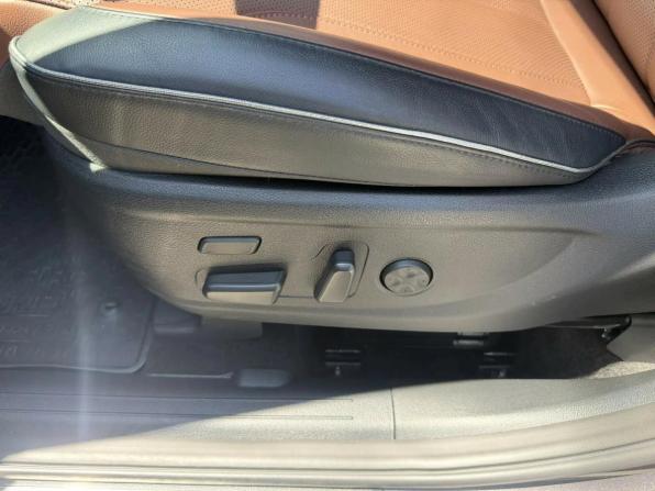 Hyundai Santa Fe IV Рестайлинг с пробегом 2021 года, цена 3 399 000 рублей, 110800 км, внедорожник, Автокод Объявления