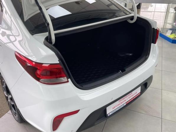 Kia Rio IV с пробегом 2017 года, цена 1 325 000 рублей, 76349 км, седан, Автокод Объявления