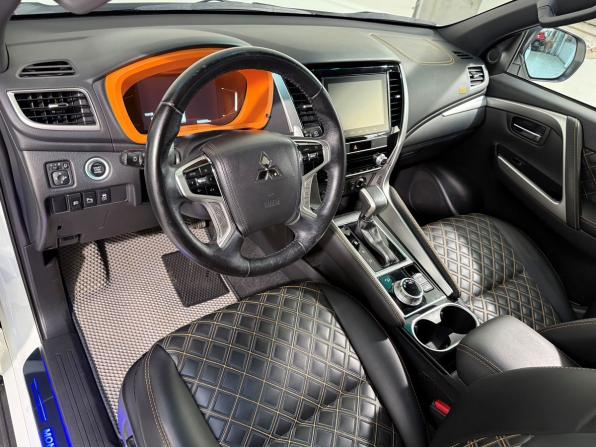 Mitsubishi Montero Sport III Рестайлинг с пробегом 2022 года, цена 3 819 800 рублей, 68000 км, внедорожник, Автокод Объявления