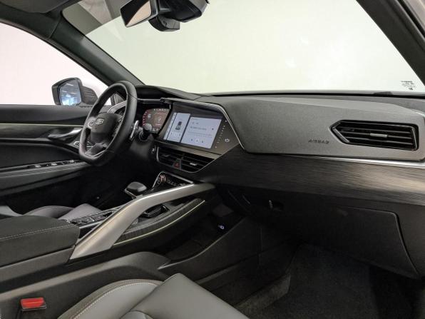 Geely Tugella I Рестайлинг с пробегом 2024 года, цена 3 600 000 рублей, 13700 км, внедорожник, Автокод Объявления