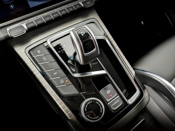 Geely Atlas Pro с пробегом 2024 года, цена 2 290 000 рублей, 39308 км, внедорожник, Автокод Объявления
