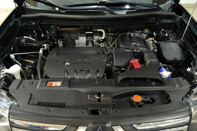 Mitsubishi Outlander III с пробегом 2012 года, цена 1 349 000 рублей, 136000 км, внедорожник, Автокод Объявления