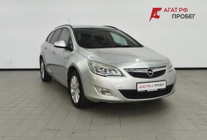 Opel Astra H Рестайлинг с пробегом 2012 года, цена 590 000 рублей, 209568 км, универсал, Автокод Объявления