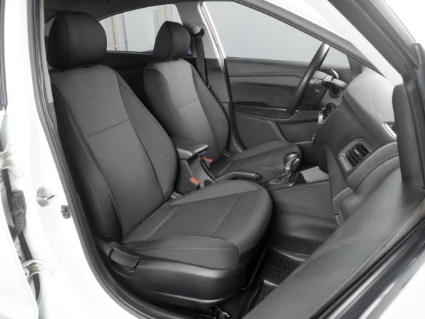 Hyundai Solaris II с пробегом 2019 года, цена 1 299 000 рублей, 174064 км, седан, Автокод Объявления