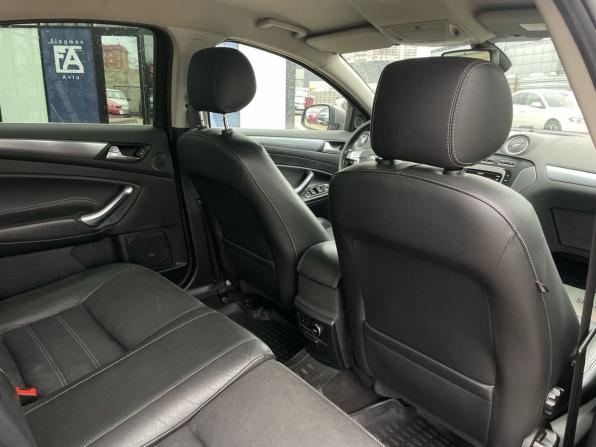 Ford Mondeo IV Рестайлинг с пробегом 2014 года, цена 990 000 рублей, 193230 км, седан, Автокод Объявления