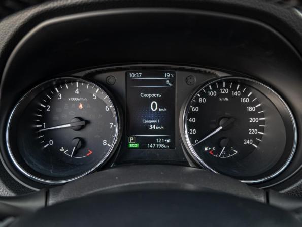 Nissan Qashqai II с пробегом 2017 года, цена 1 885 000 рублей, 147198 км, внедорожник, Автокод Объявления