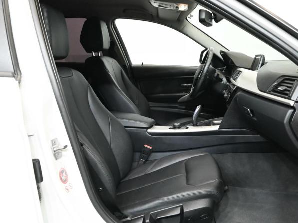 BMW 3 серии VI (F3x) Рестайлинг с пробегом 2015 года, цена 2 187 500 рублей, 180876 км, седан, Автокод Объявления