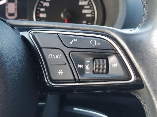 Audi A3 III (8V) Рестайлинг с пробегом 2018 года, цена 2 150 000 рублей, 125879 км, седан, Автокод Объявления