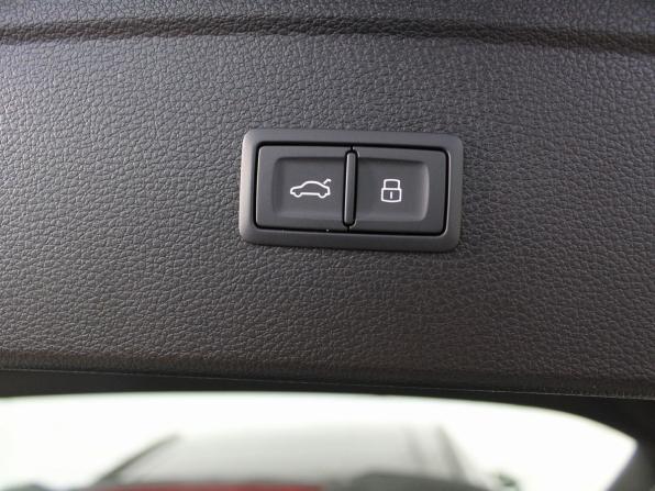 Audi Q5 II (FY) Рестайлинг с пробегом 2025 года, цена 5 845 000 рублей, 30 км, внедорожник, Автокод Объявления